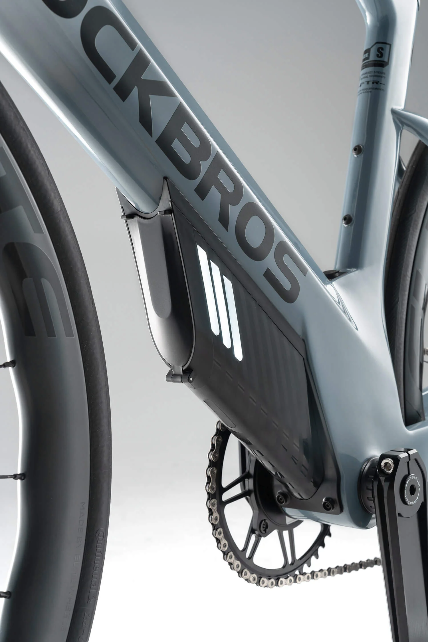 ROCKBROS FTR Lithium Electric Bike 700C - Image 4
